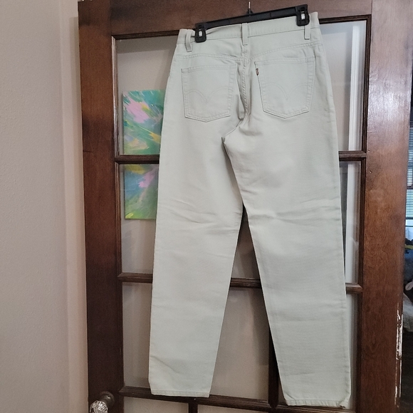 Levi's 550 Classic Relaxed Fit Tapered leg Women's Misses size 8 - Picture 3 of 11